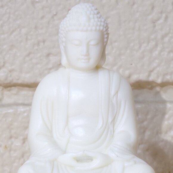 SHAKYAMUNI BUDDHA WHITE STATUE-Dhyana Samadhi-Resin-4.5"-Meditation-Mudra New - Picture 5 of 14